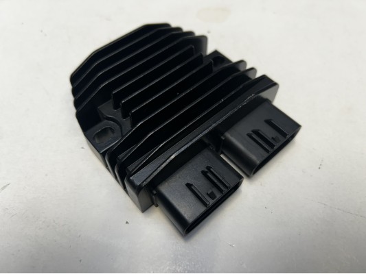 RASCAL 325cc EFI Voltage Regulator Rectifier